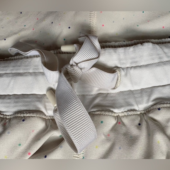 Lululemon Hotty Hot Short - Picture 5 of 6